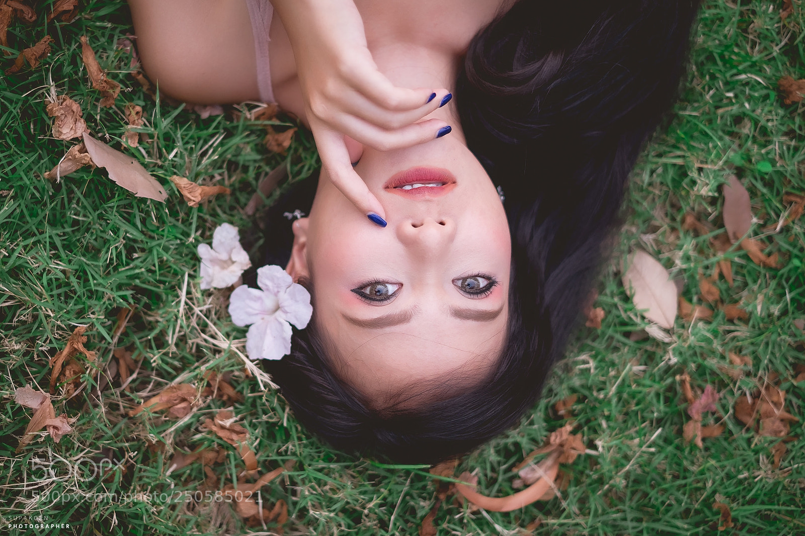 Fujifilm X-E2 sample photo. Girl on rotation photography
