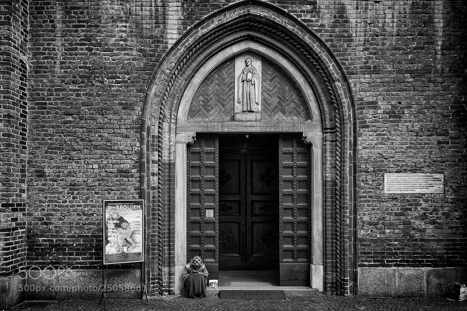 Canon EOS 1300D (EOS Rebel T6 / EOS Kiss X80) sample photo. Chiesa di santa maria photography
