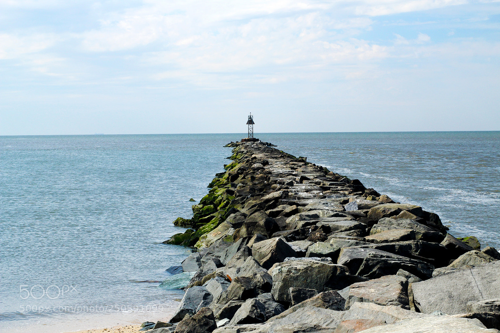 Canon EOS 1300D (EOS Rebel T6 / EOS Kiss X80) sample photo. Jetty on a sunny photography
