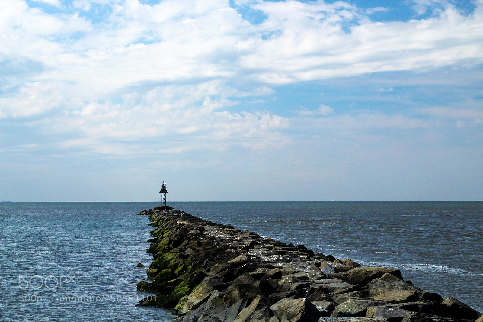 Canon EOS 1300D (EOS Rebel T6 / EOS Kiss X80) sample photo. Jetty on a sunny photography