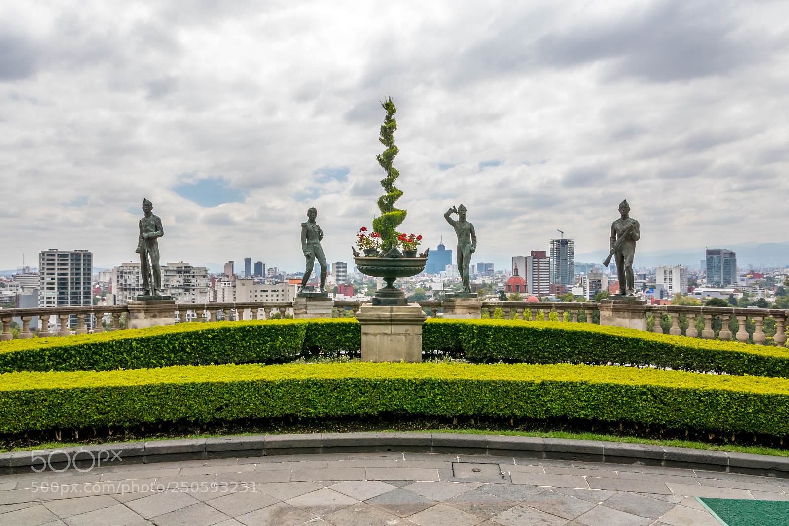 Canon EOS 750D (EOS Rebel T6i / EOS Kiss X8i) sample photo. Chapultec castle, mexico city photography