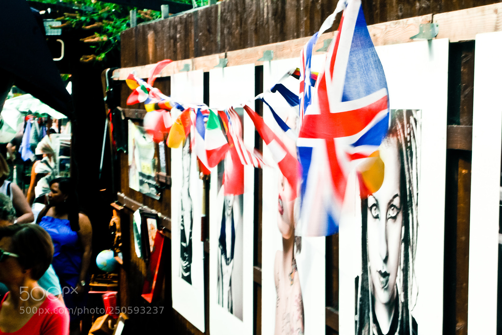 Canon EOS 550D (EOS Rebel T2i / EOS Kiss X4) sample photo. Look at the flags! photography