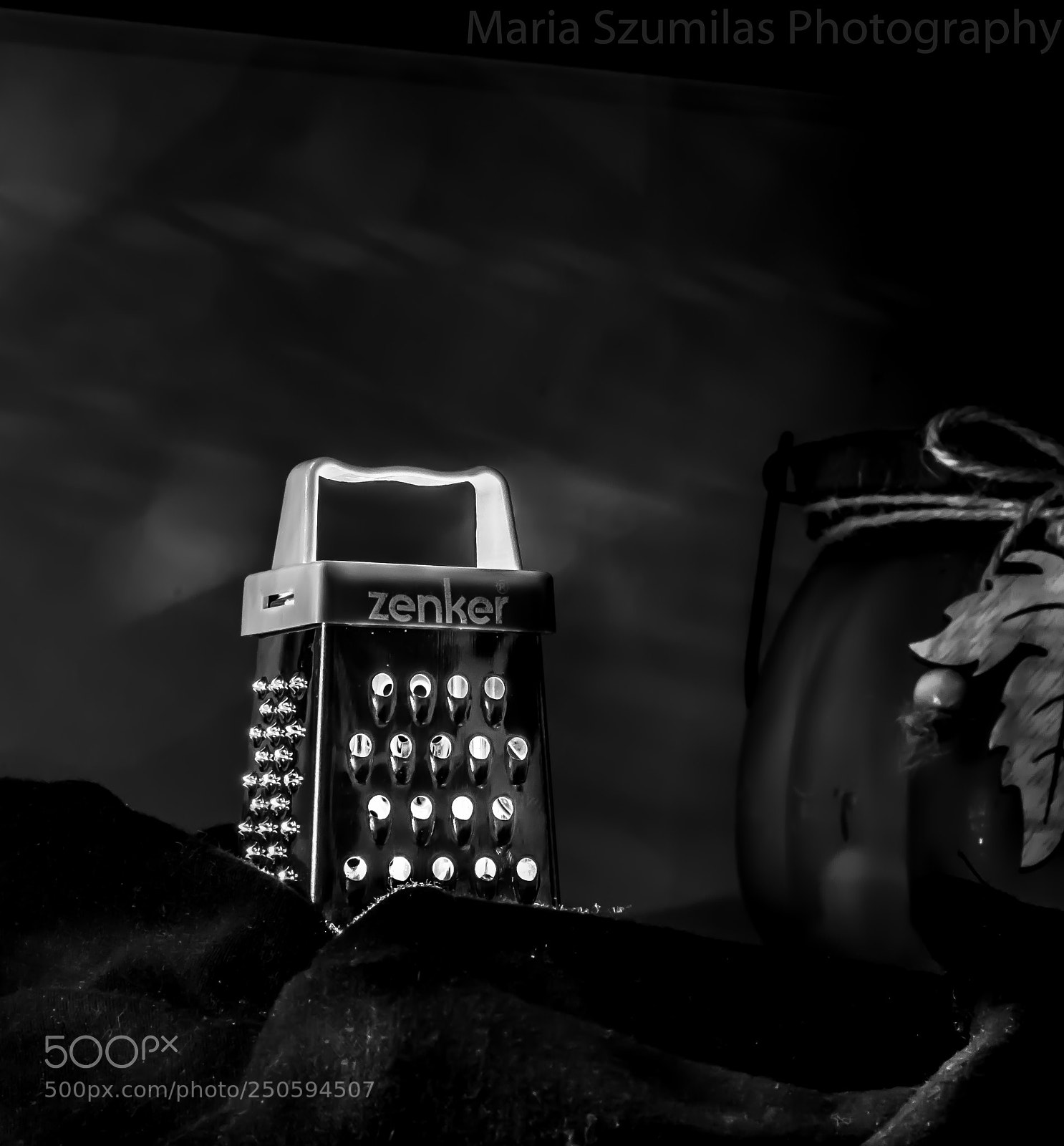 Nikon D7100 sample photo. Grated luster photography