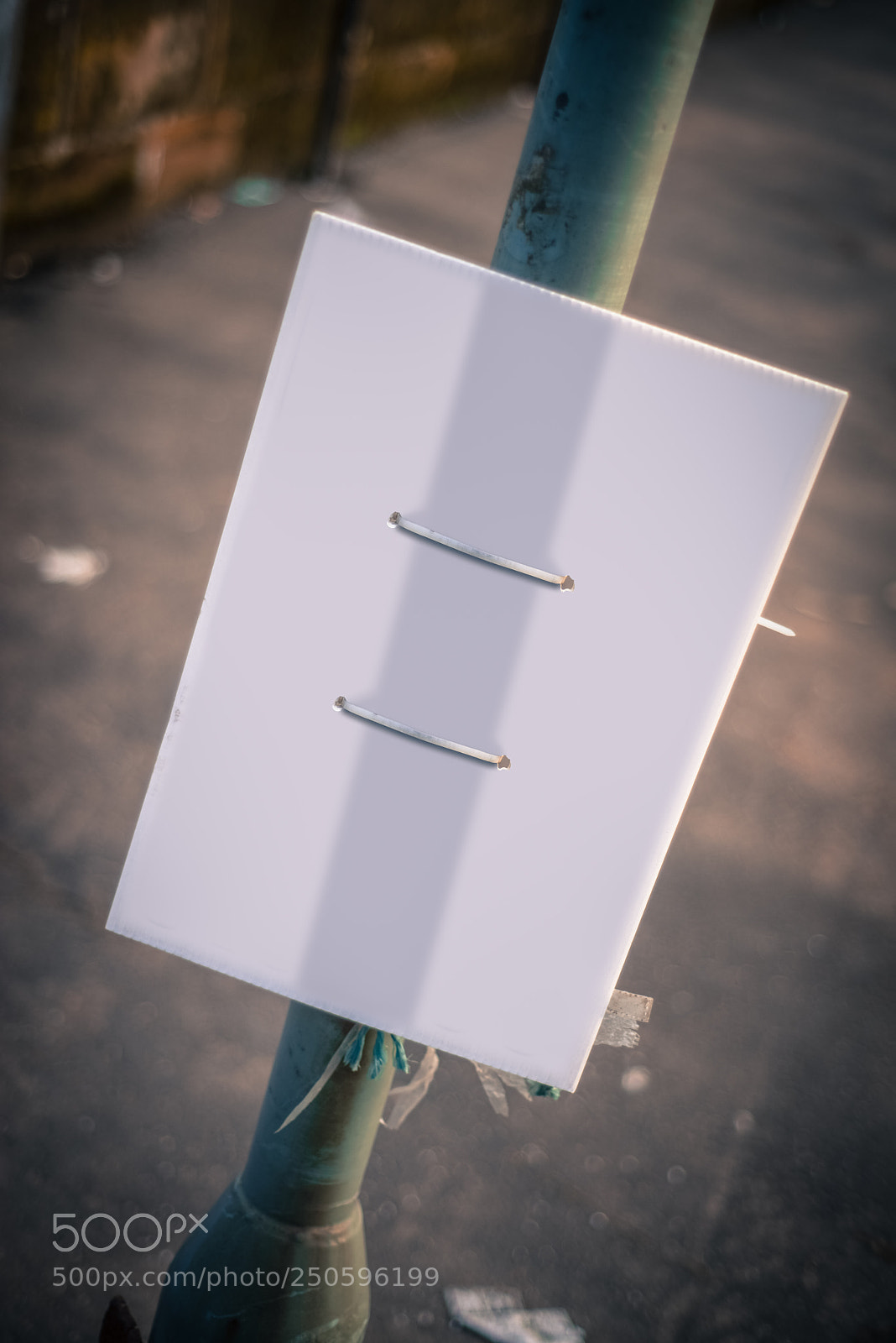 Nikon D800 sample photo. Blank grungy street sign photography