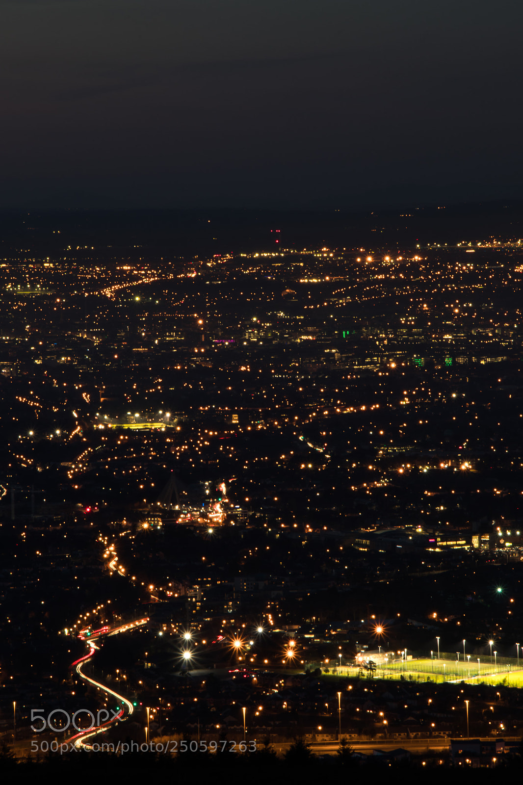 Canon EOS 80D sample photo. Dublin at night photography