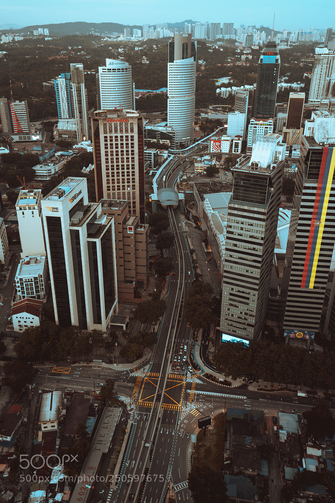 Sony a7R II sample photo. Somewhere below photography