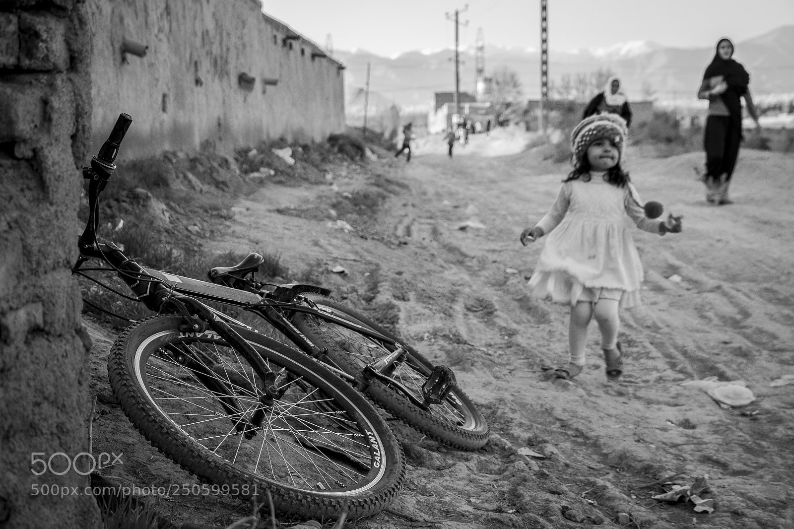 Canon EOS 70D sample photo. Childhood in poverty 2 photography