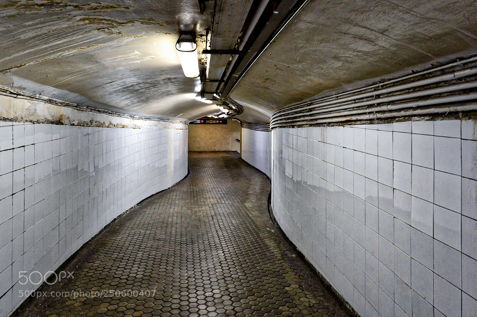 Nikon D4S sample photo. Metro ways of barcelona ! photography