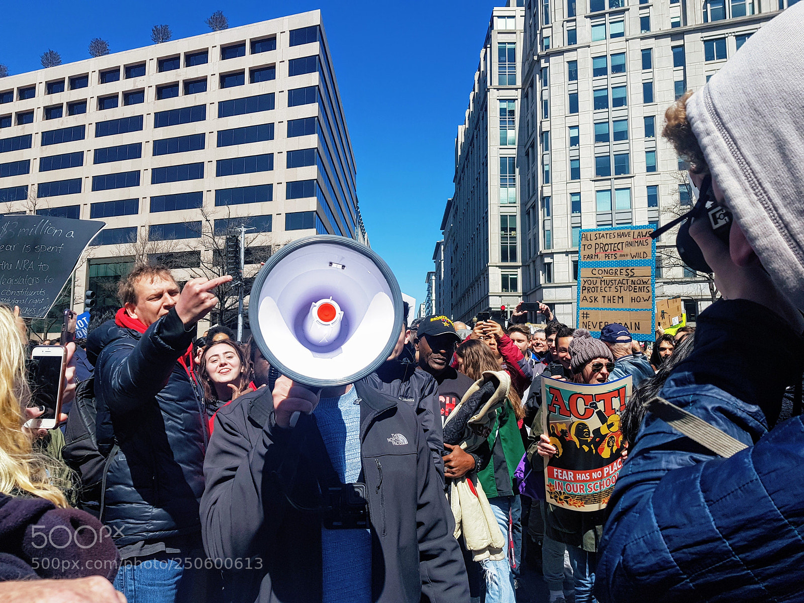 Samsung Galaxy S8 sample photo. Intruder #marchforourlives photography