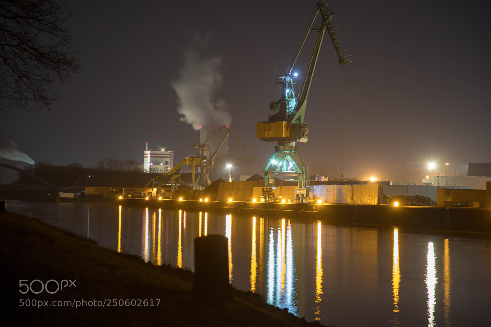 Canon EOS 6D Mark II sample photo. Lünen stadthafen @night photography