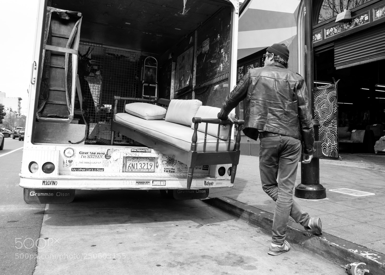 Sony a6500 sample photo. Moving day photography