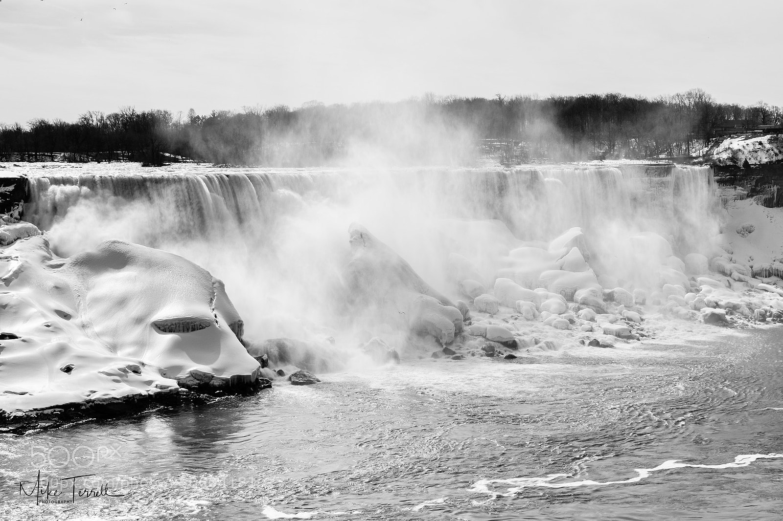 Nikon D850 sample photo. Niagara falls in winter photography