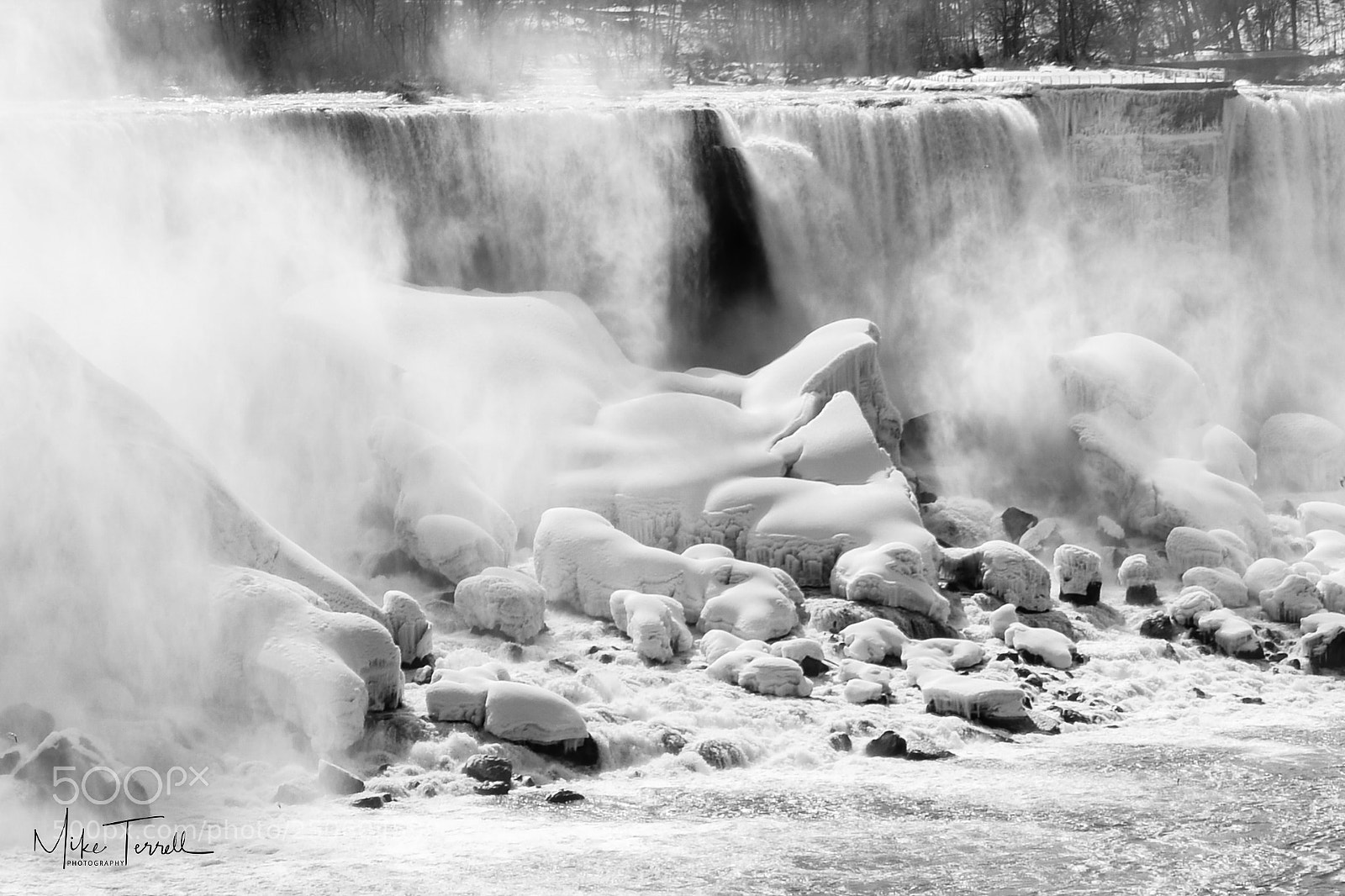 Nikon D850 sample photo. Niagara falls in winter photography