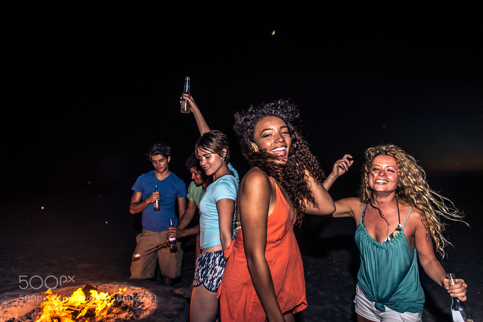 Nikon D610 sample photo. Friends partying on the photography