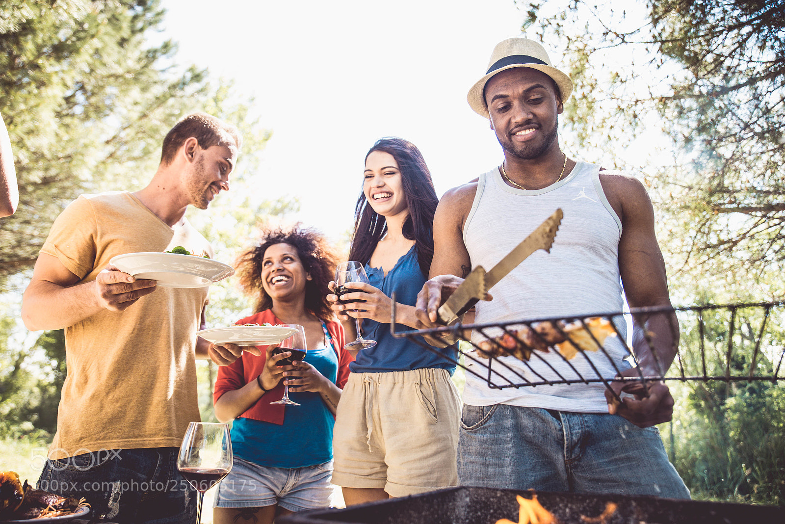 Nikon D610 sample photo. Friends at a bbq photography