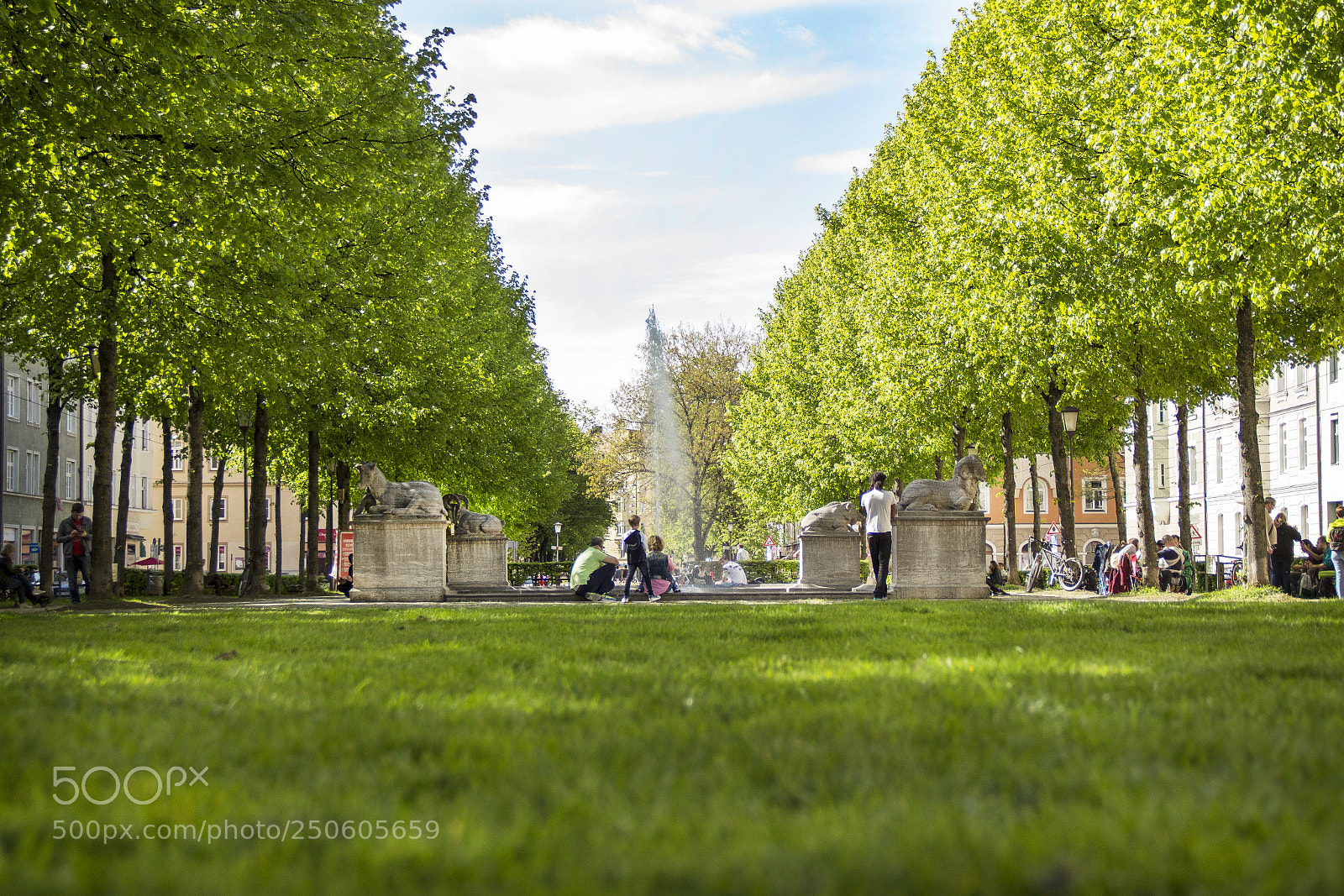 Canon EOS 600D (Rebel EOS T3i / EOS Kiss X5) sample photo. Munich bourdeaux place photography