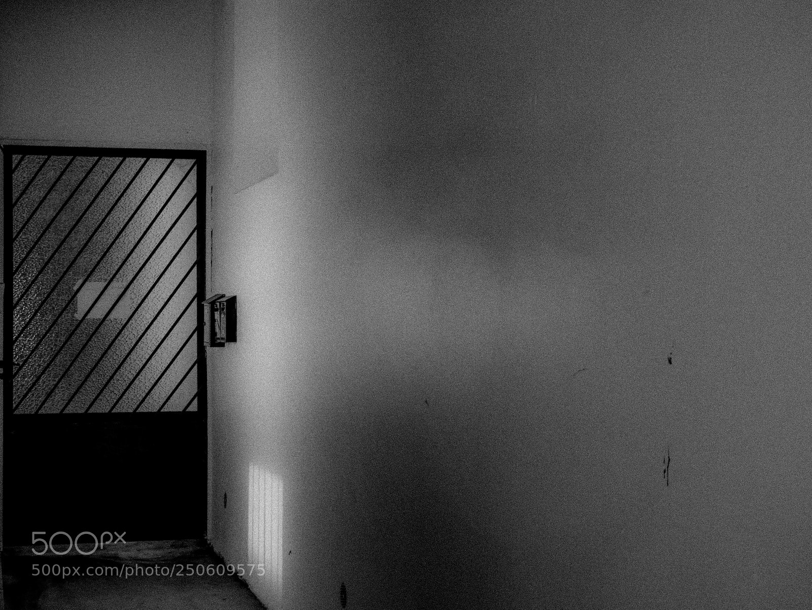 Panasonic Lumix DMC-G85 (Lumix DMC-G80) sample photo. Corridoor photography