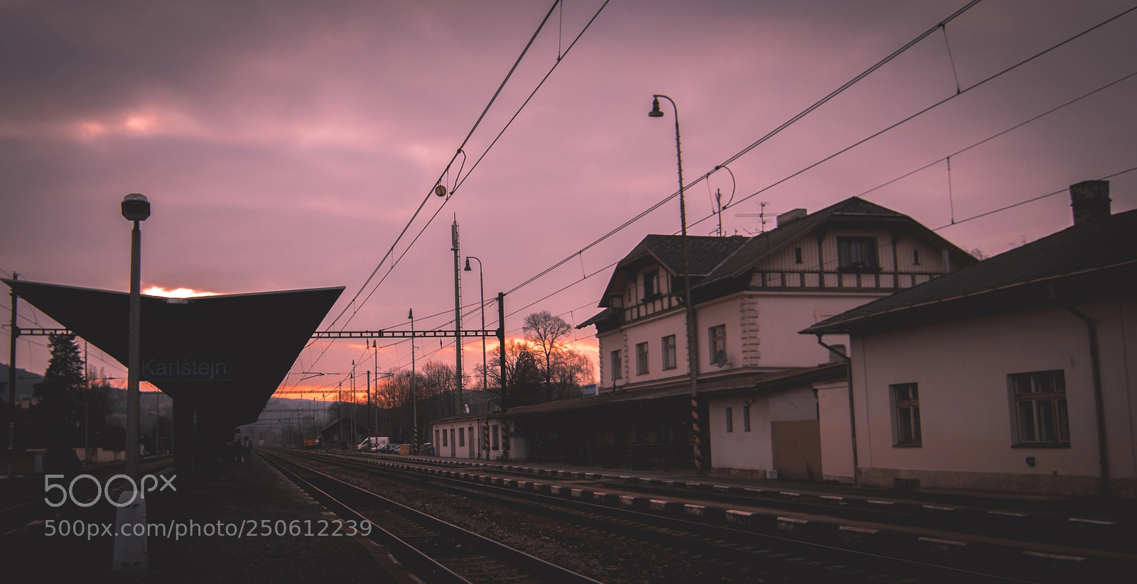 Canon EOS 70D sample photo. Karlštejn train station photography