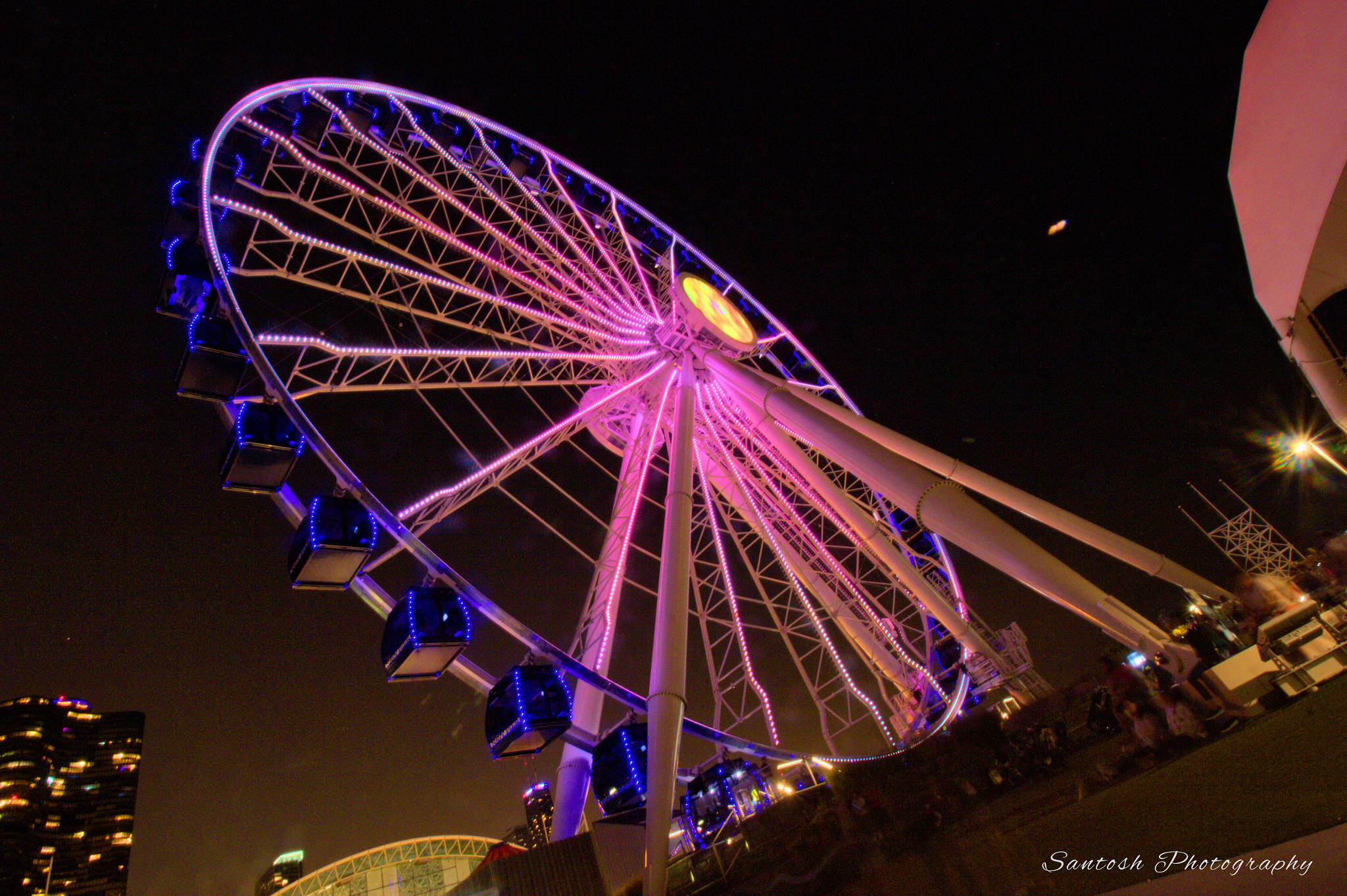 Canon EOS 550D (EOS Rebel T2i / EOS Kiss X4) sample photo. Chicago navy pier ferris wheel photography