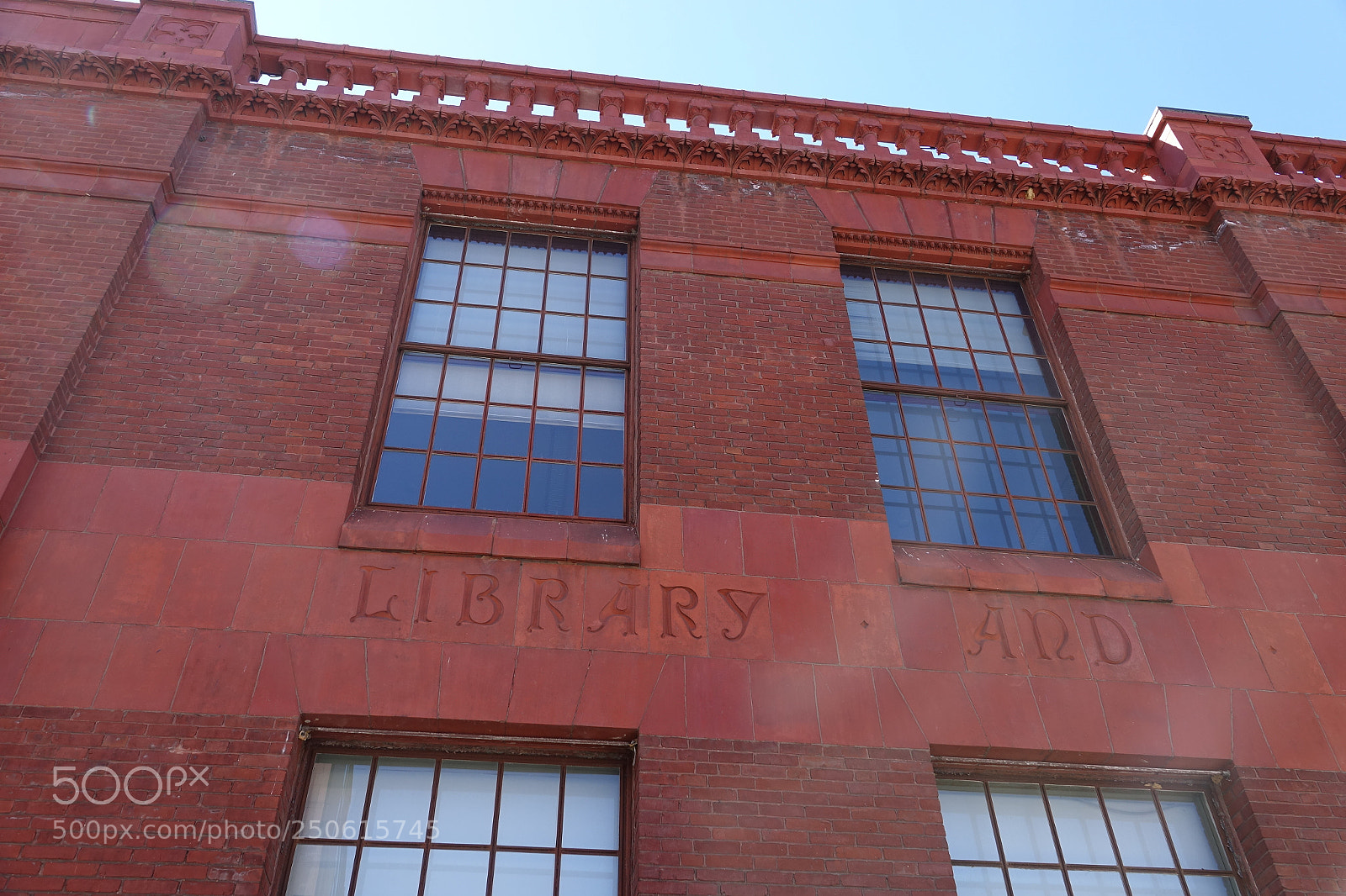 Sony Cyber-shot DSC-RX10 III sample photo. Library and photography
