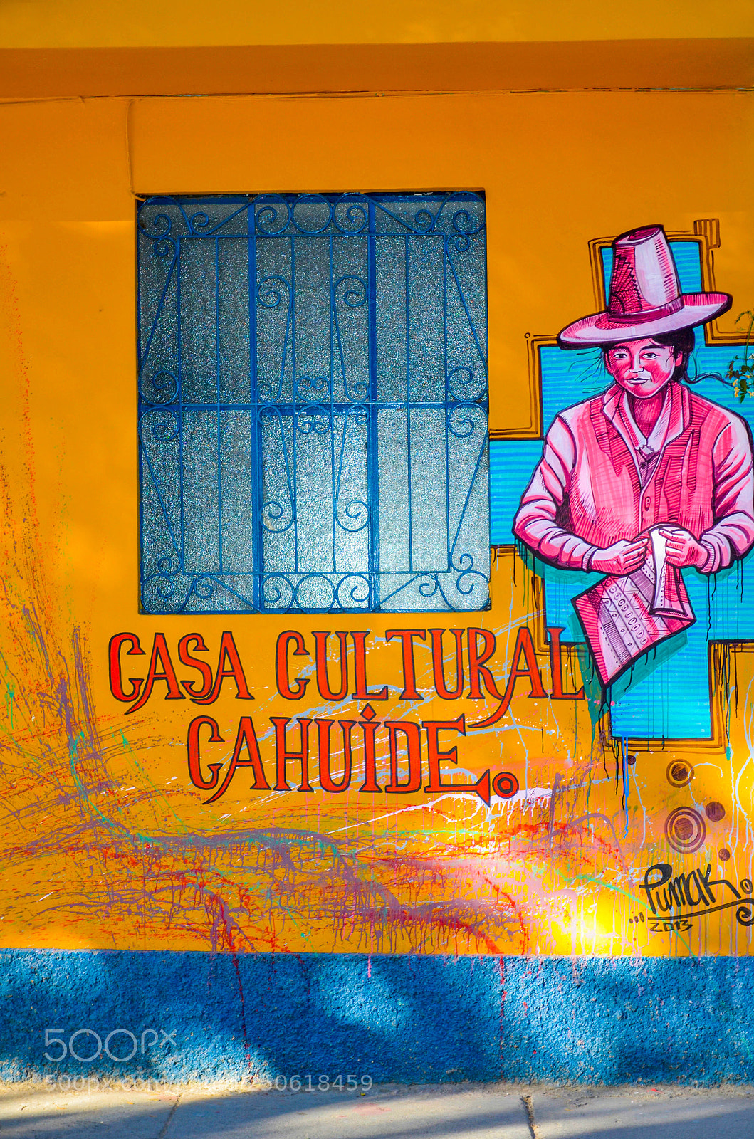 Nikon D7000 sample photo. Peruvian street art photography