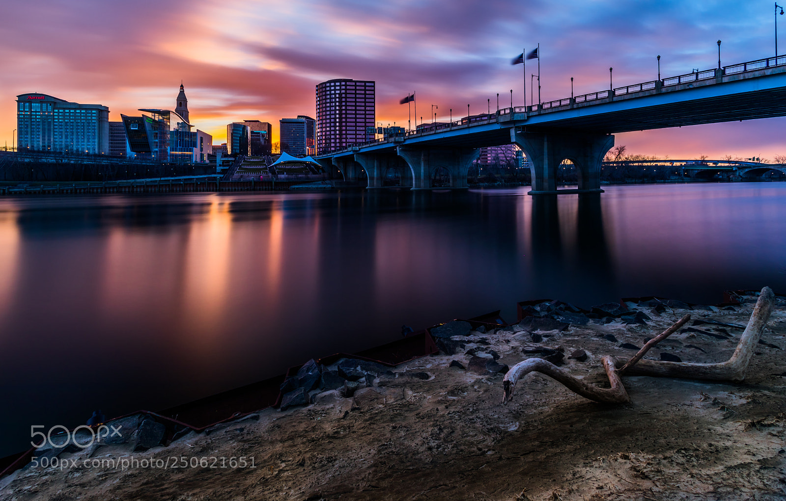 Canon EOS 5D Mark IV sample photo. Bridge to the sunset photography