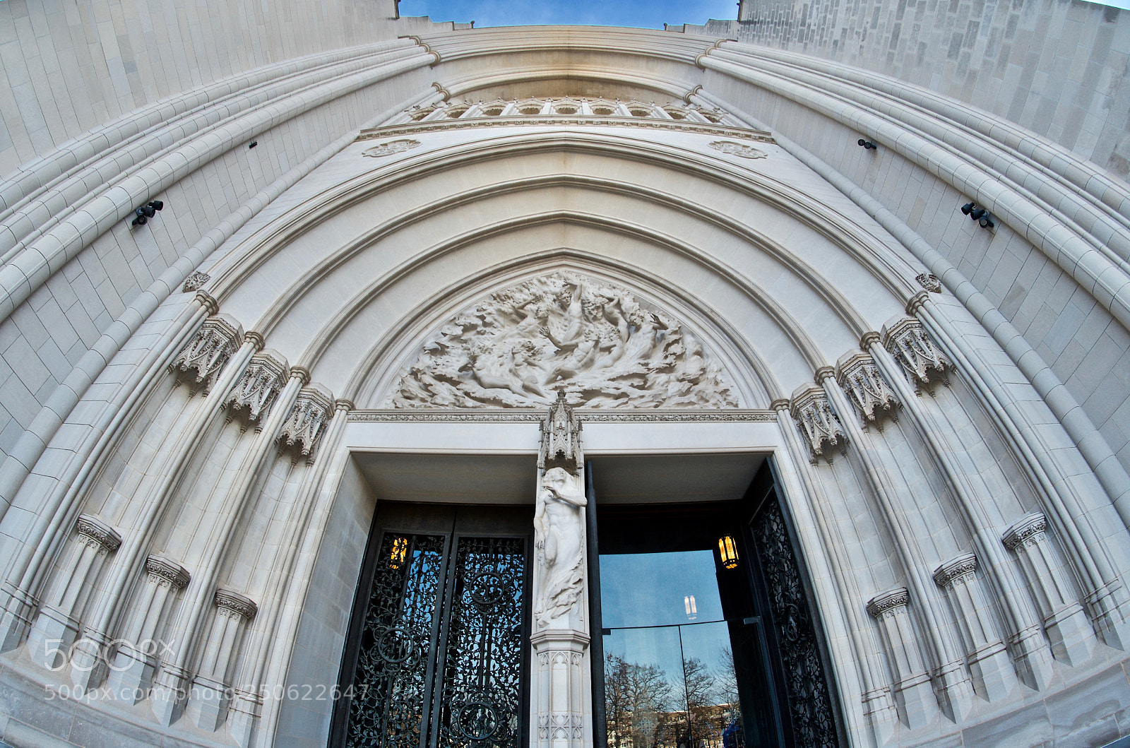 Nikon D7000 sample photo. Entrance to the national photography