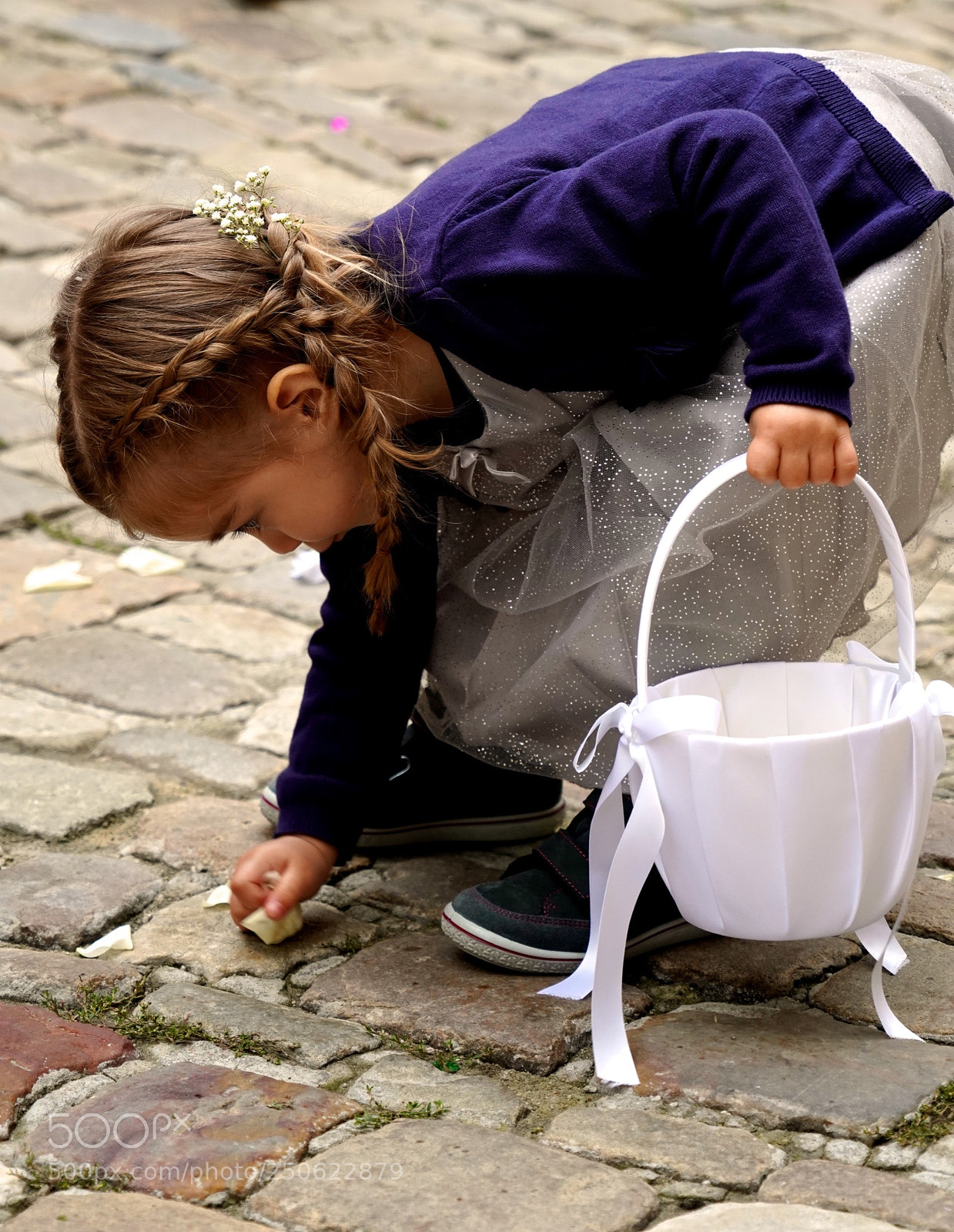 Sony a9 sample photo. Flower girl photography