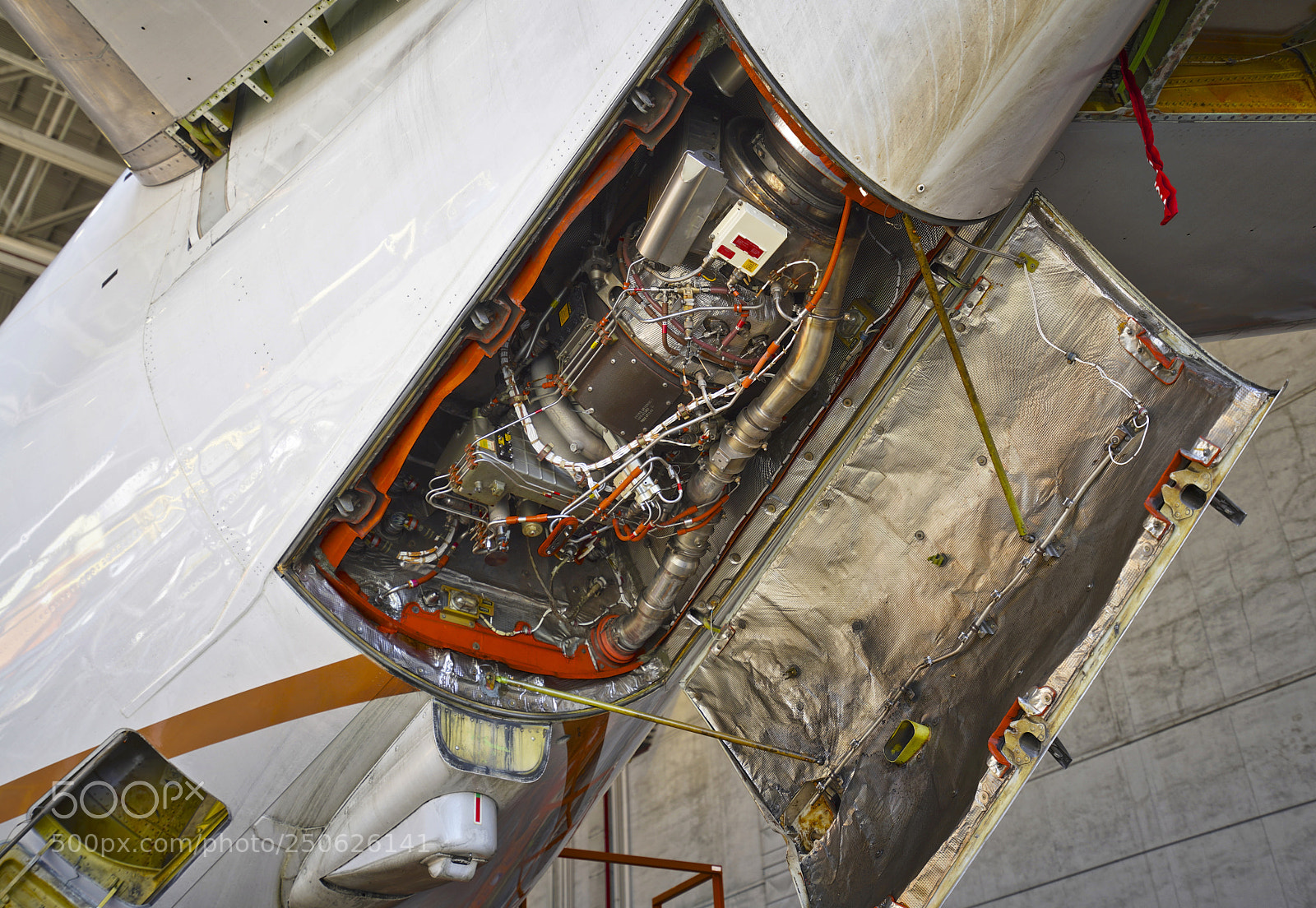 Sony a7R III sample photo. United airlines boeing 737 photography