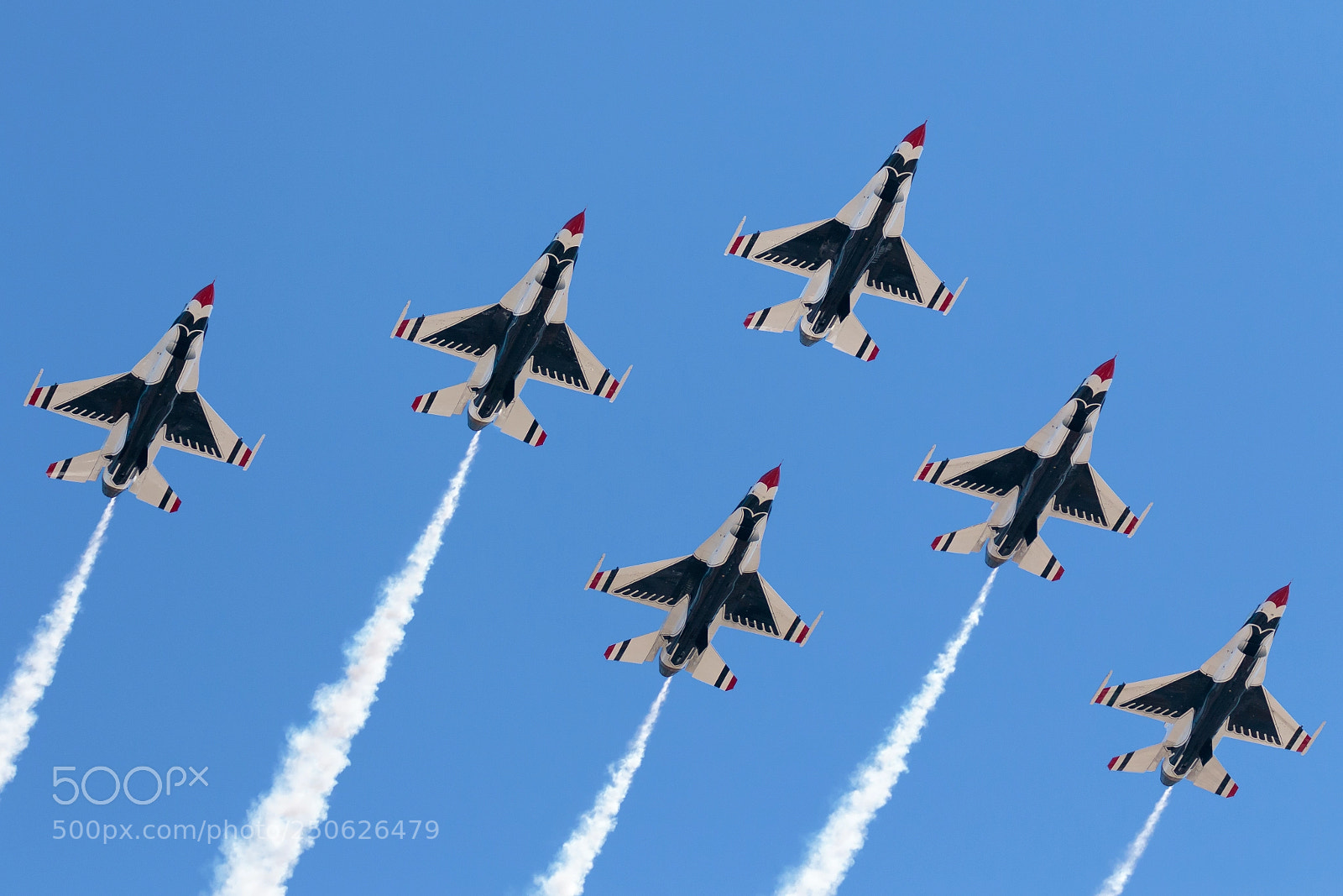 Canon EOS 7D Mark II sample photo. Triangle photography