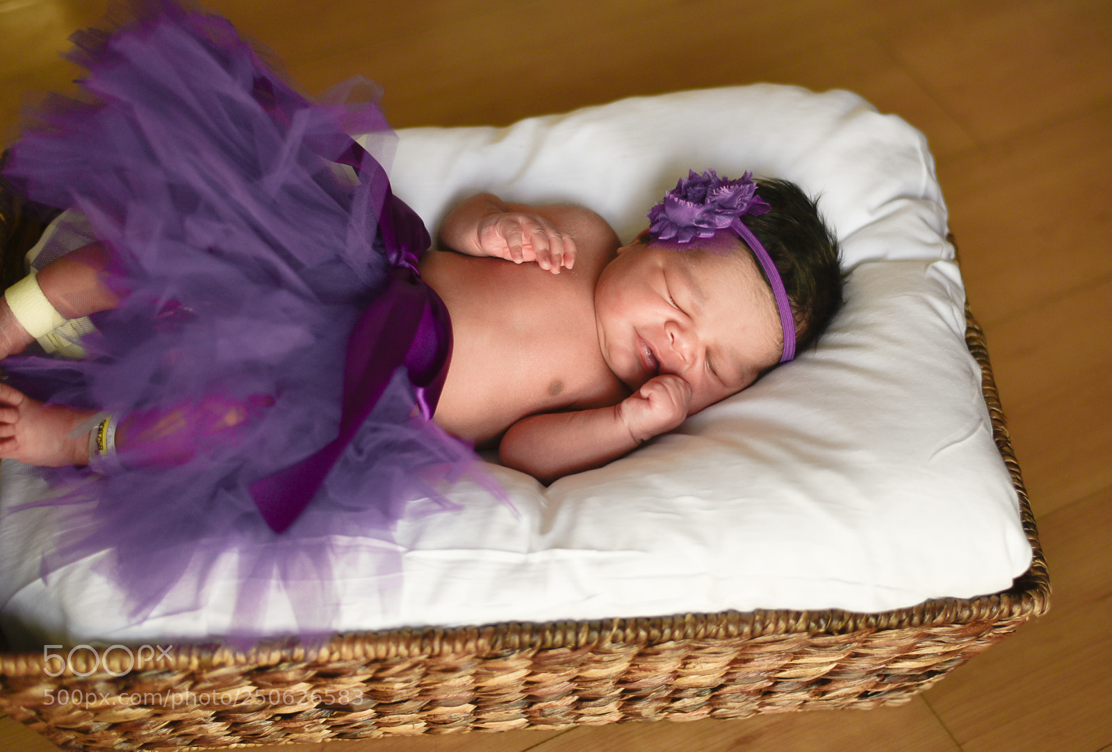 Nikon D750 sample photo. Baby ellie jae photography