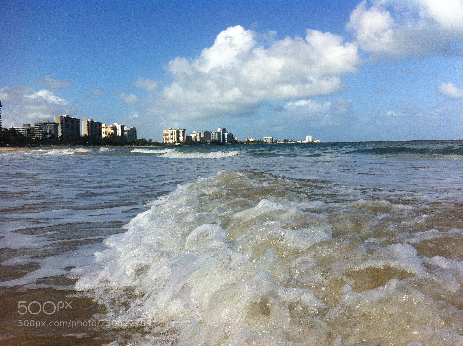 Apple iPhone 4 sample photo. Ocean rush photography
