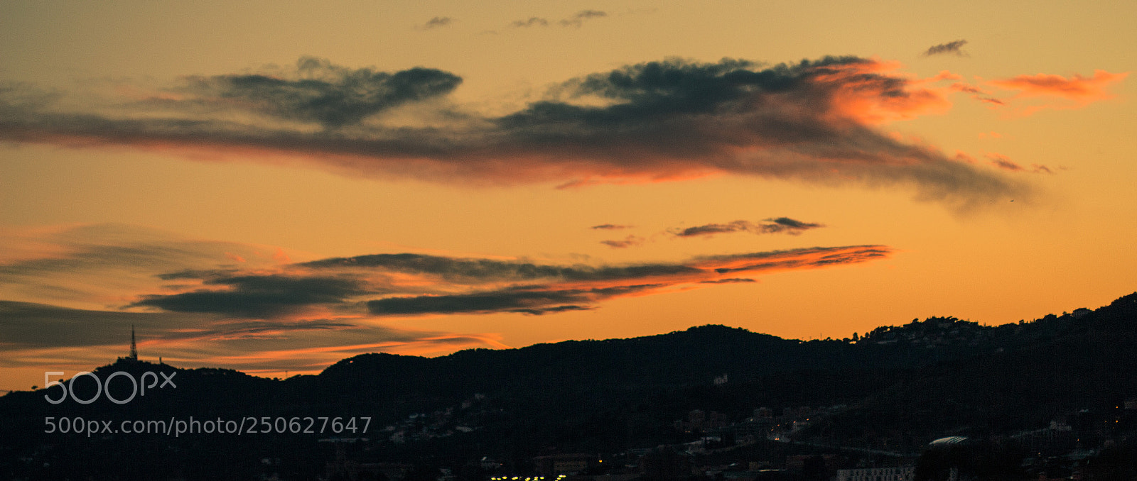 Canon EOS 700D (EOS Rebel T5i / EOS Kiss X7i) sample photo. Stained clouds photography