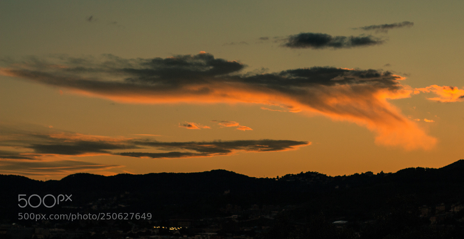Canon EOS 700D (EOS Rebel T5i / EOS Kiss X7i) sample photo. Stained clouds part 2 photography
