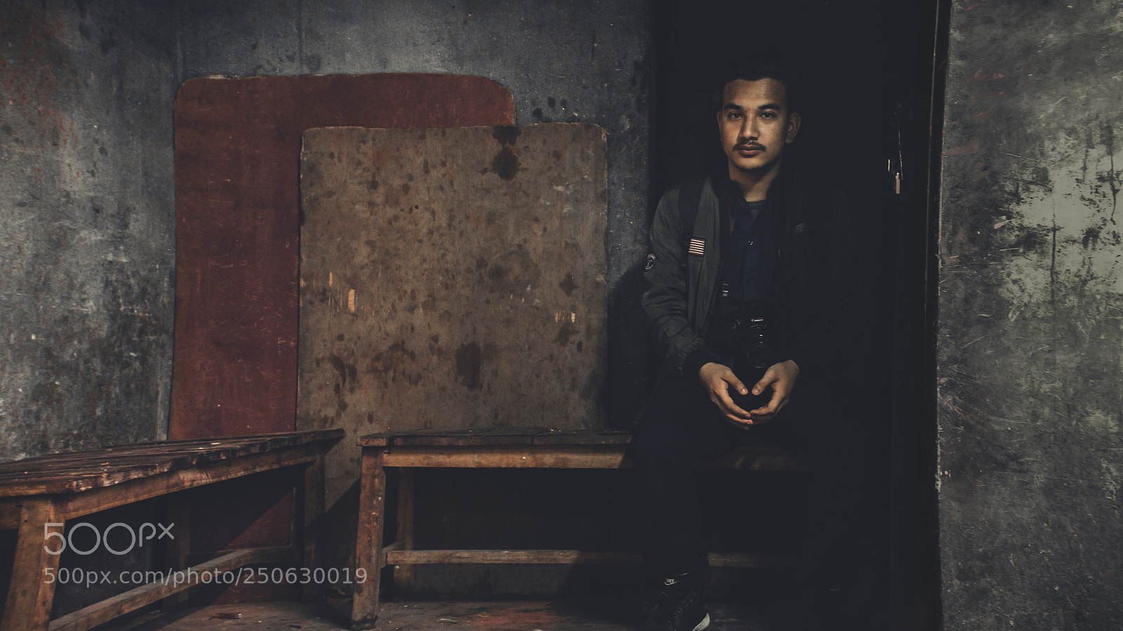 Canon EOS 70D sample photo. Into the dark photography