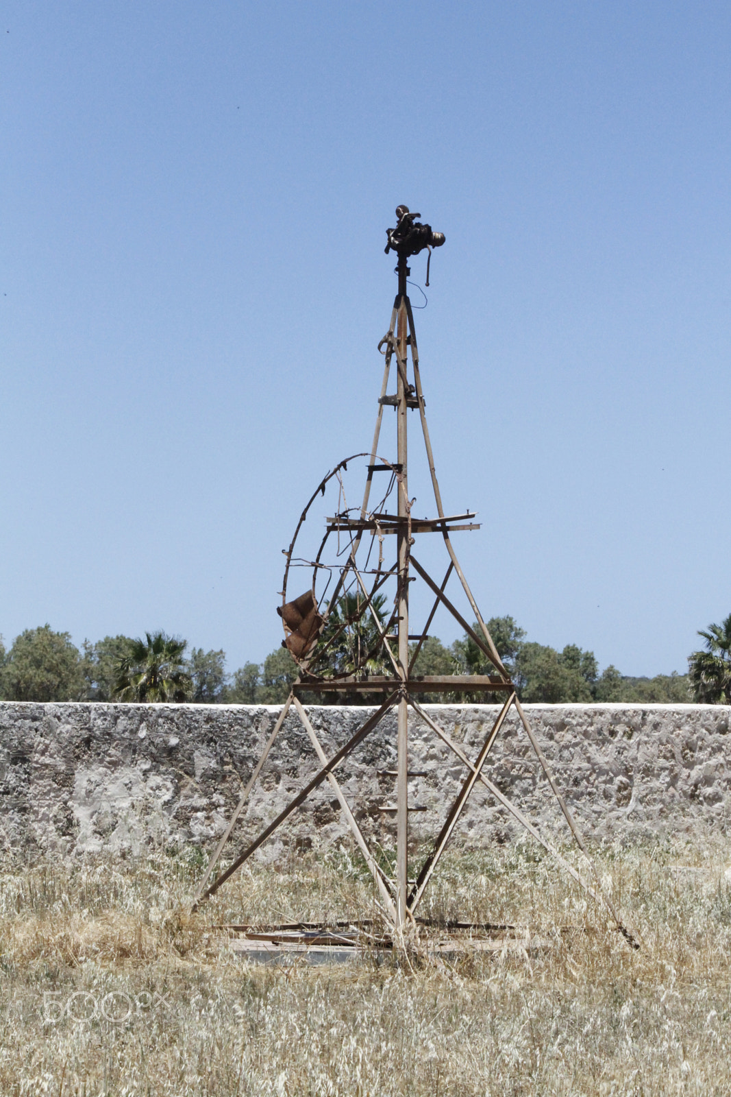 Canon EF-S 55-250mm F4-5.6 IS sample photo. Greenough water pump photography