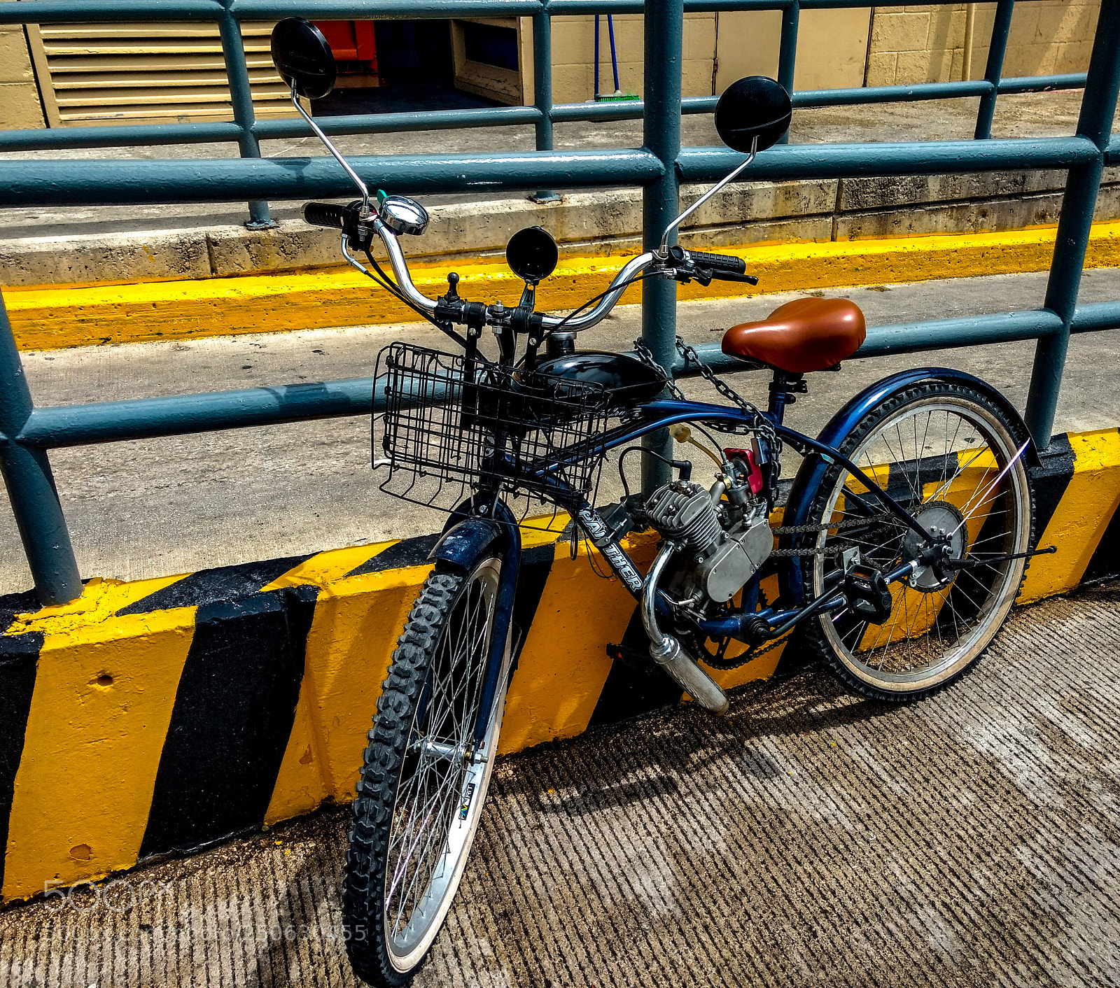 Motorola Moto G (4) sample photo. Bici hispter photography