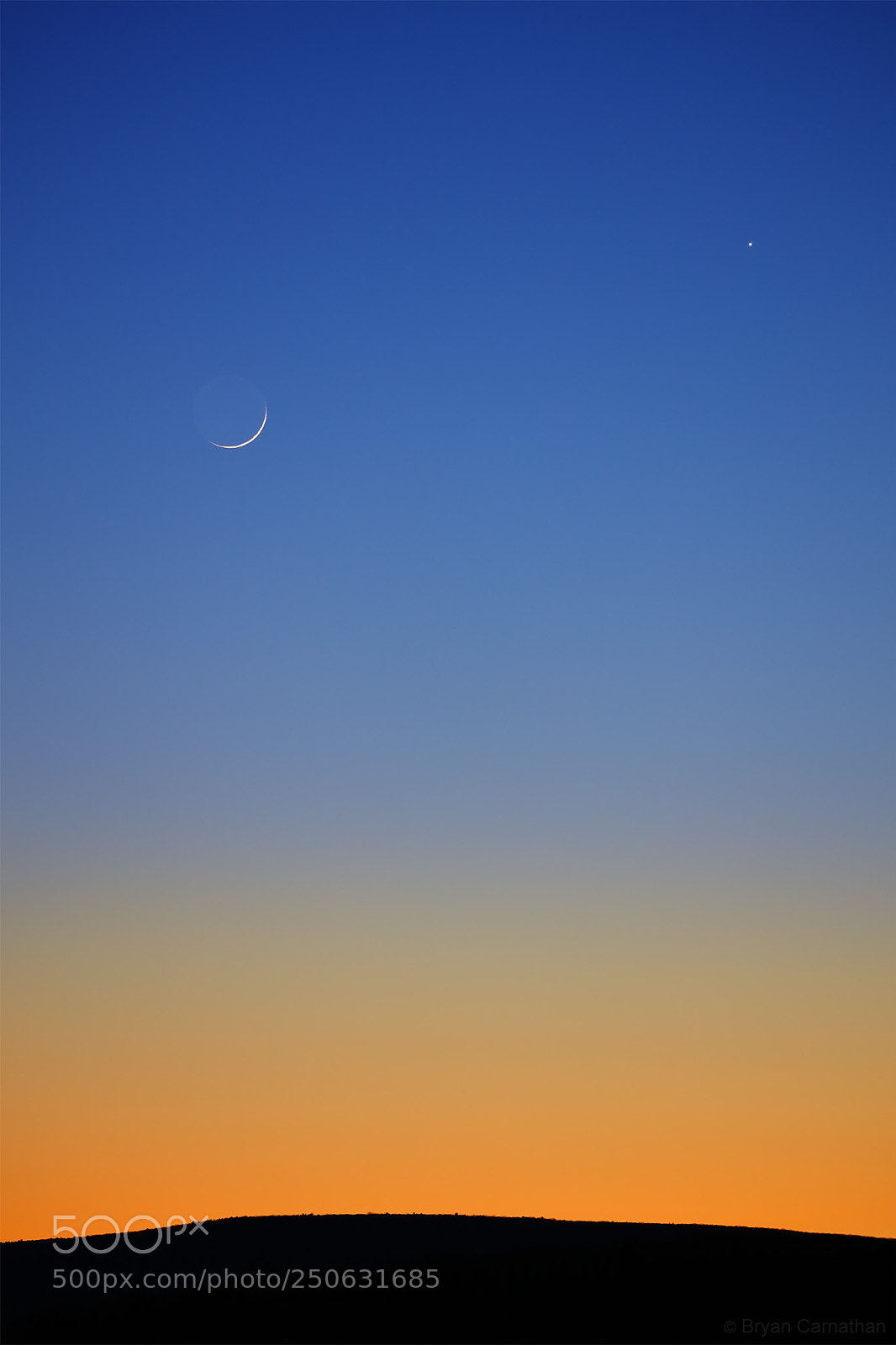 Canon EOS 5DS R sample photo. Photographing the crescent moon photography