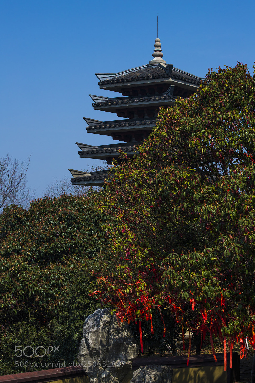 Canon EOS 6D Mark II sample photo. Pagoda photography