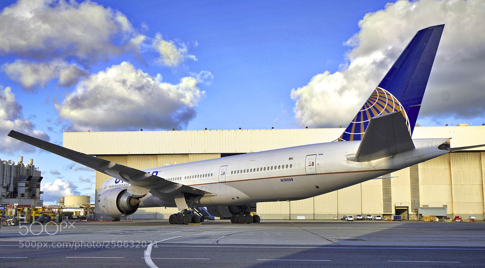 Sony a7R III sample photo. United airlines 1999 boeing photography