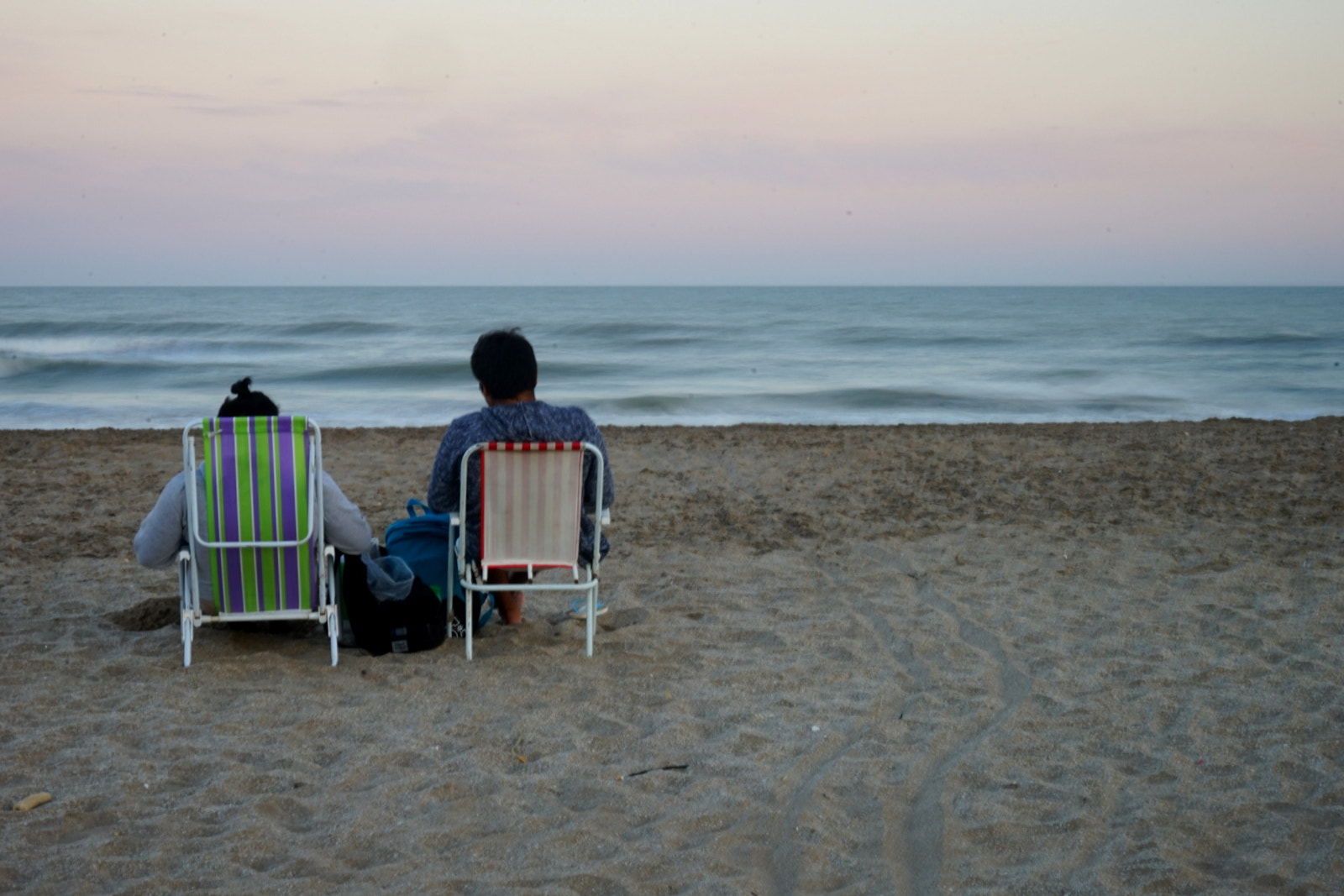 Sony FE 28-70mm F3.5-5.6 OSS sample photo. Atardecer... photography