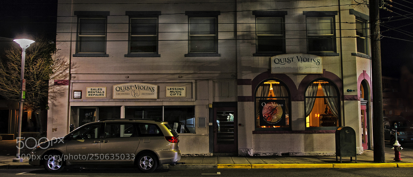 Canon EOS 5D sample photo. Sunday morning photography