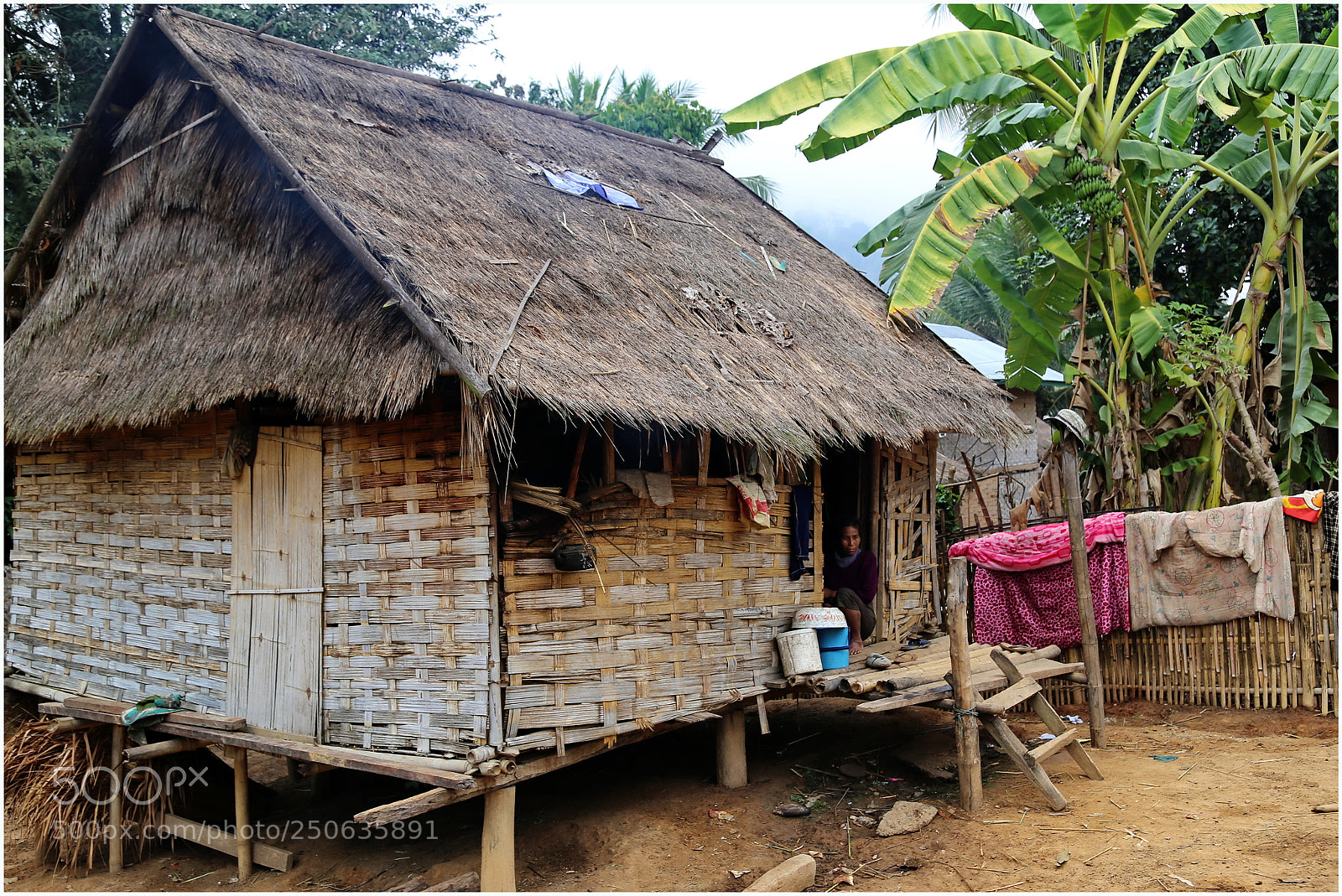 Canon EOS 6D + Canon EF 24-105mm F4L IS USM sample photo. Bamboo hut ban pak photography