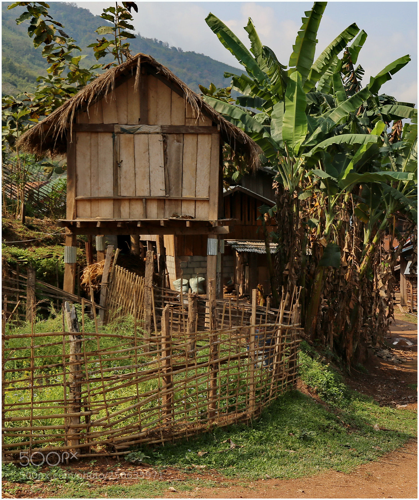 Canon EOS 6D + Canon EF 24-105mm F4L IS USM sample photo. Ban kang ann village photography