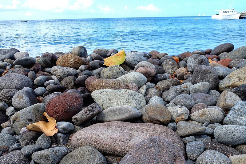 Fujifilm X-T10 sample photo. Plage de roches  photography