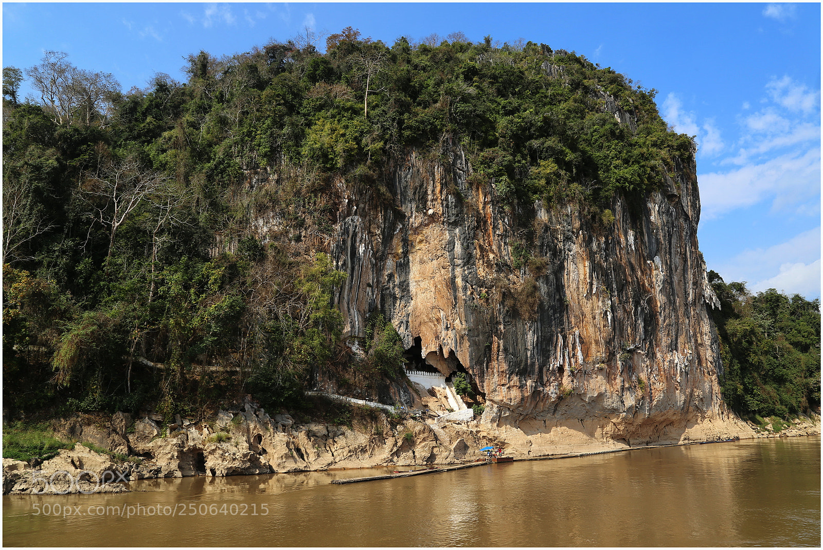 Canon EOS 6D + Canon EF 24-105mm F4L IS USM sample photo. Pak ou caves rock photography