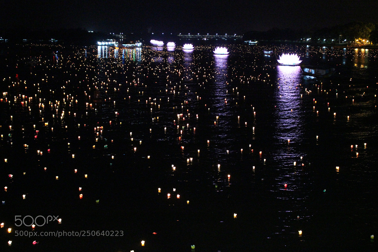 Canon EOS 700D (EOS Rebel T5i / EOS Kiss X7i) sample photo. Perfume river, hue, vietnam photography