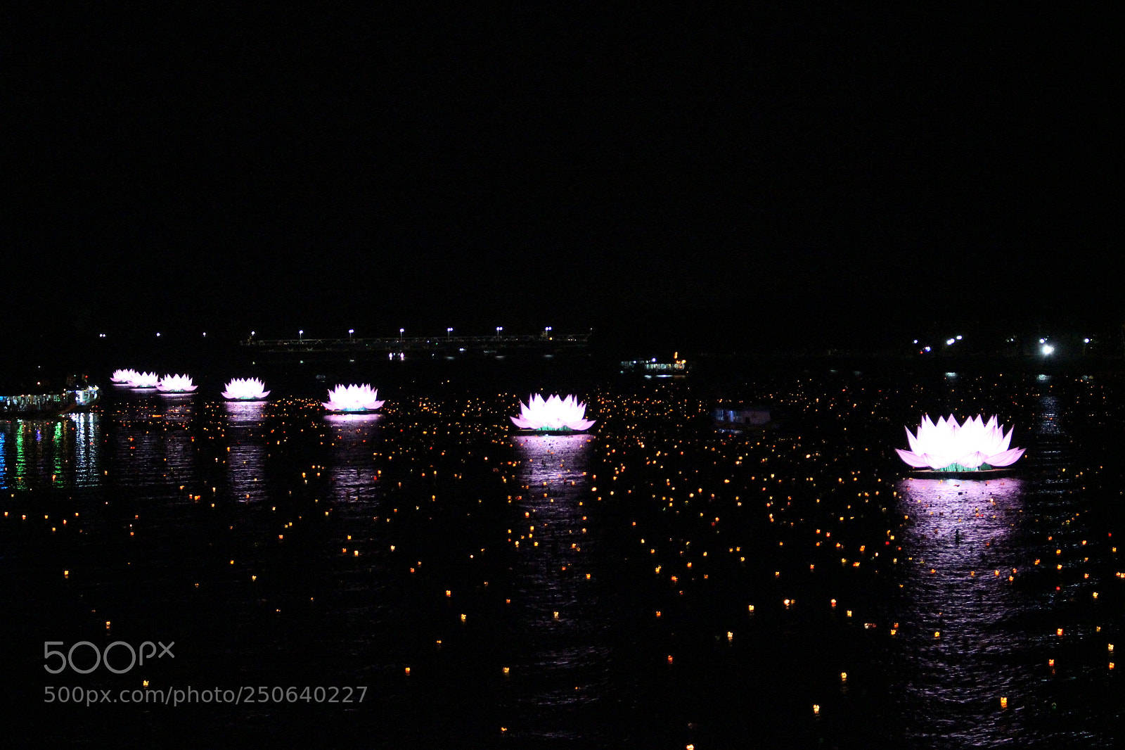 Canon EOS 700D (EOS Rebel T5i / EOS Kiss X7i) sample photo. Perfume river, hue, vietnam photography