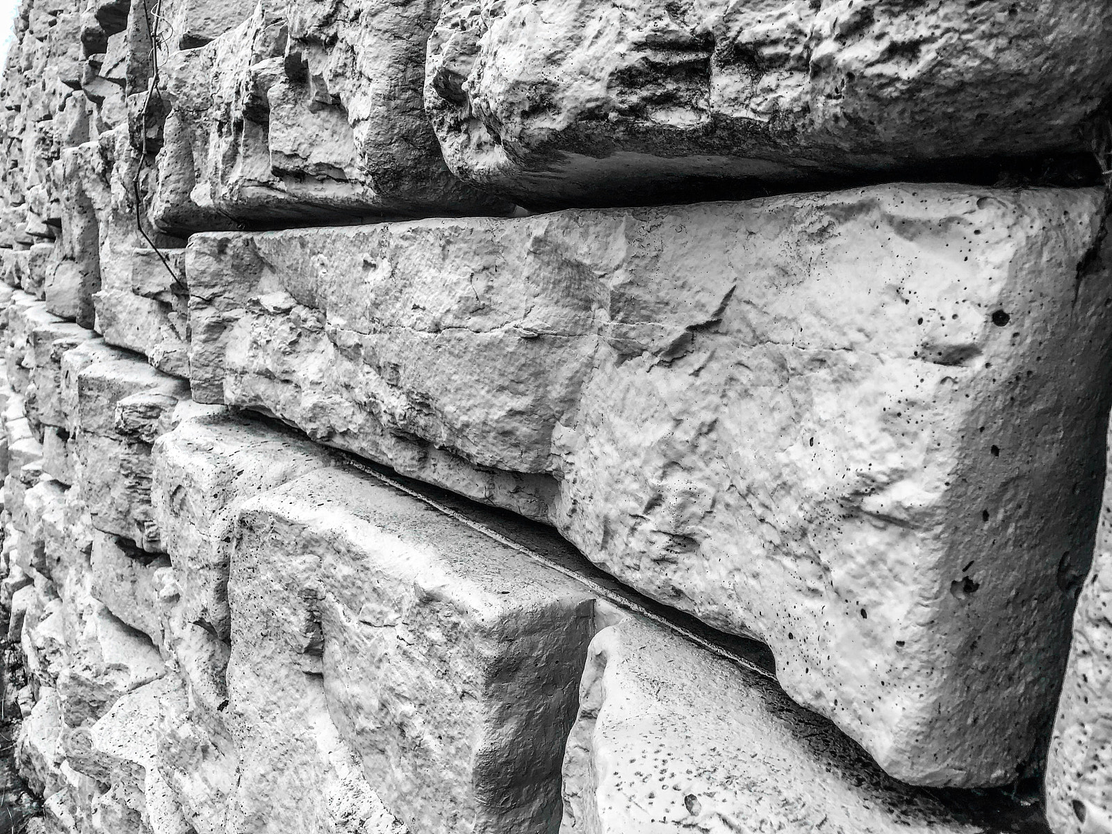 Apple iPhone X sample photo. Rocks photography