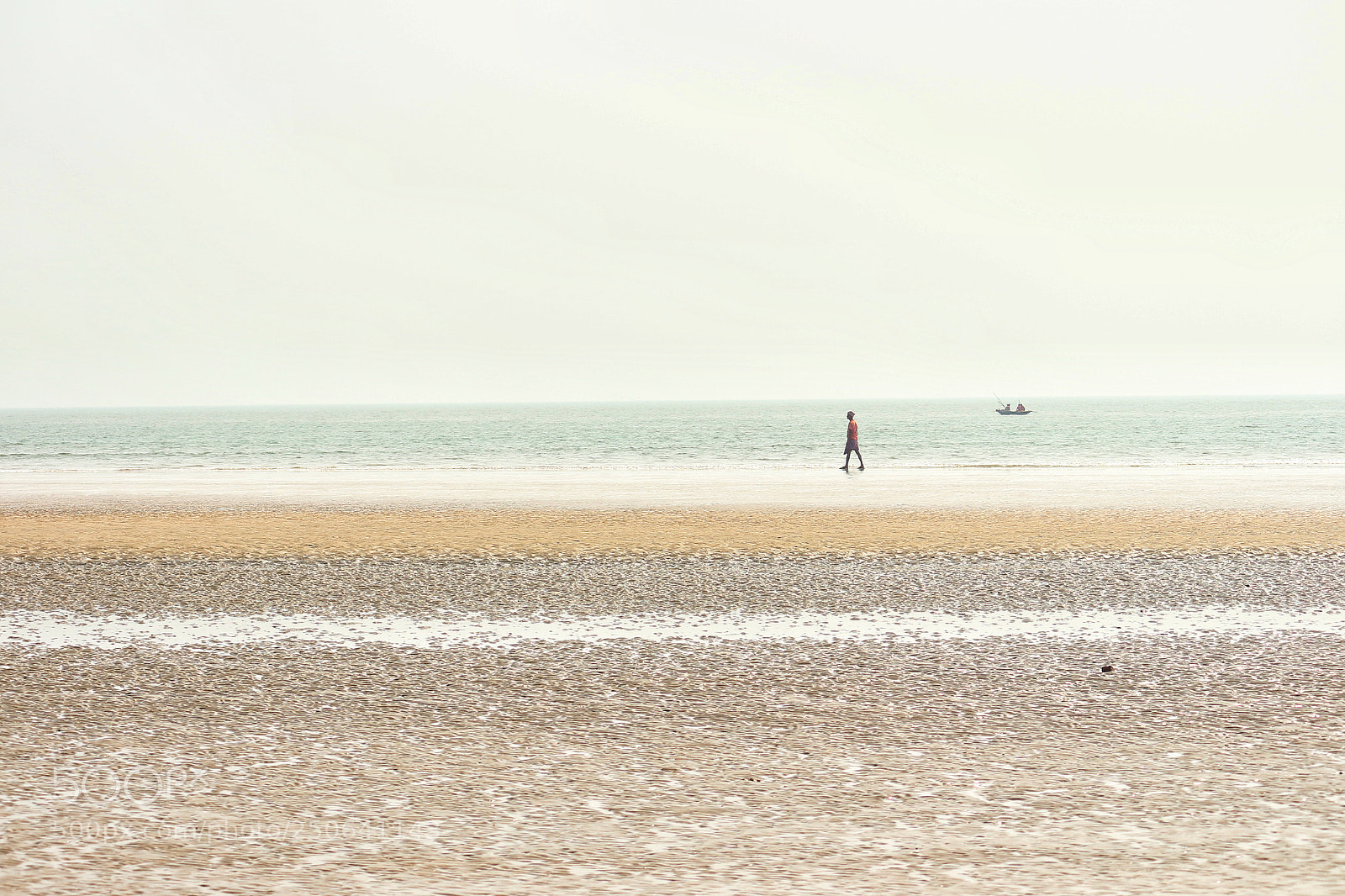 Canon EOS 700D (EOS Rebel T5i / EOS Kiss X7i) sample photo. The boat & the man. photography